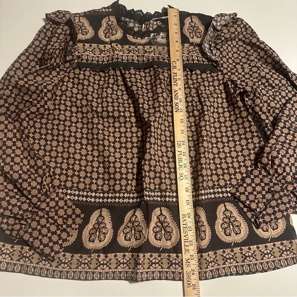 New Anthropology Women Mine Ballon Sleeves Ruffle  Size Large Gray Tan Blouse - Picture 6 of 8